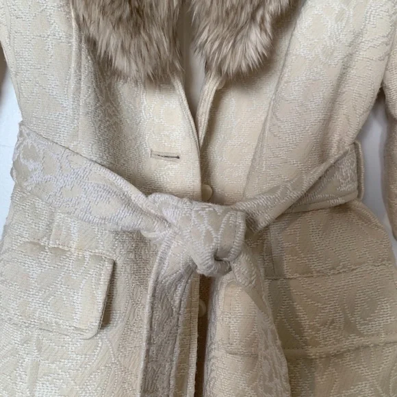 Xhilaration Women’s Beige Winter Coat with Faux Fur - Picture 7 of 7